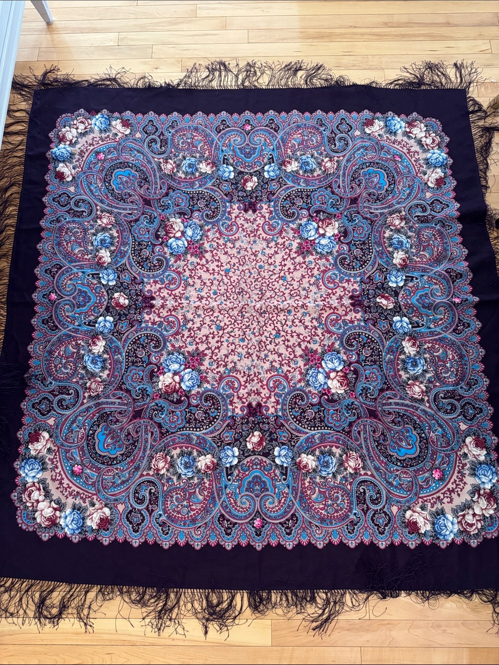 Pavlovo Posad Floral Paisley Fringe Shawl Scarf - purple pink Wool 100%